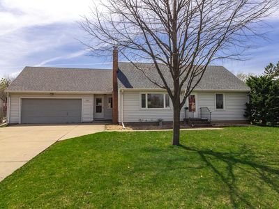 1422 Shryer Ave W, Roseville, MN, 55113
