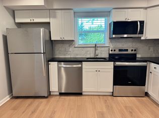 536 Kalmia St, Warminster, PA 18974