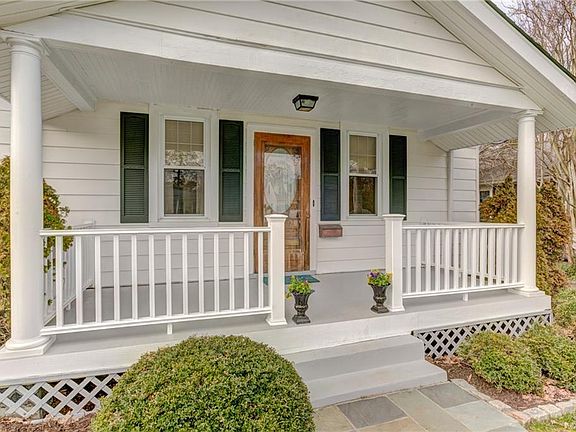 3rd image of 418 Granite Ave