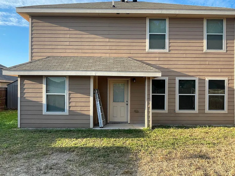 4405 Thunderbird Ave — Photo 83