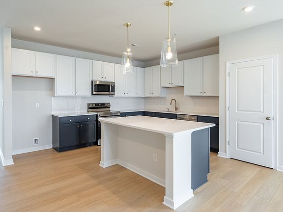 3rd image of 3436 Carlton St #4-2A