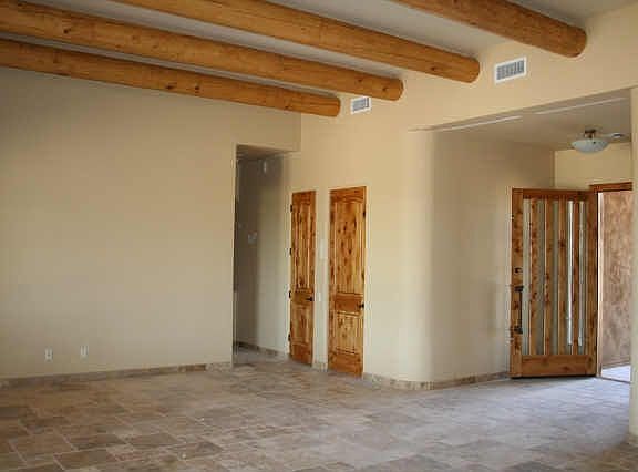 Living Room / Dining Room 