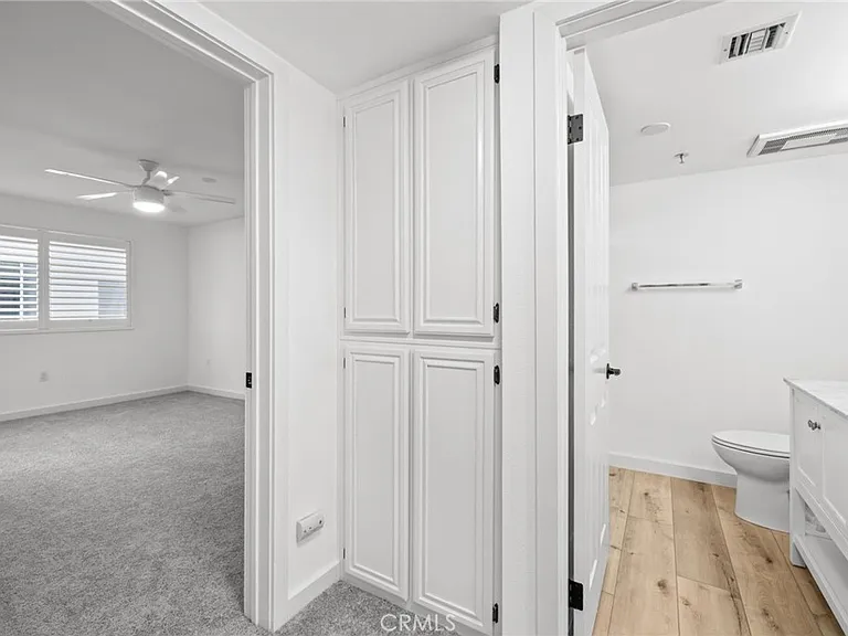 4501 Cedros Ave — Photo 33
