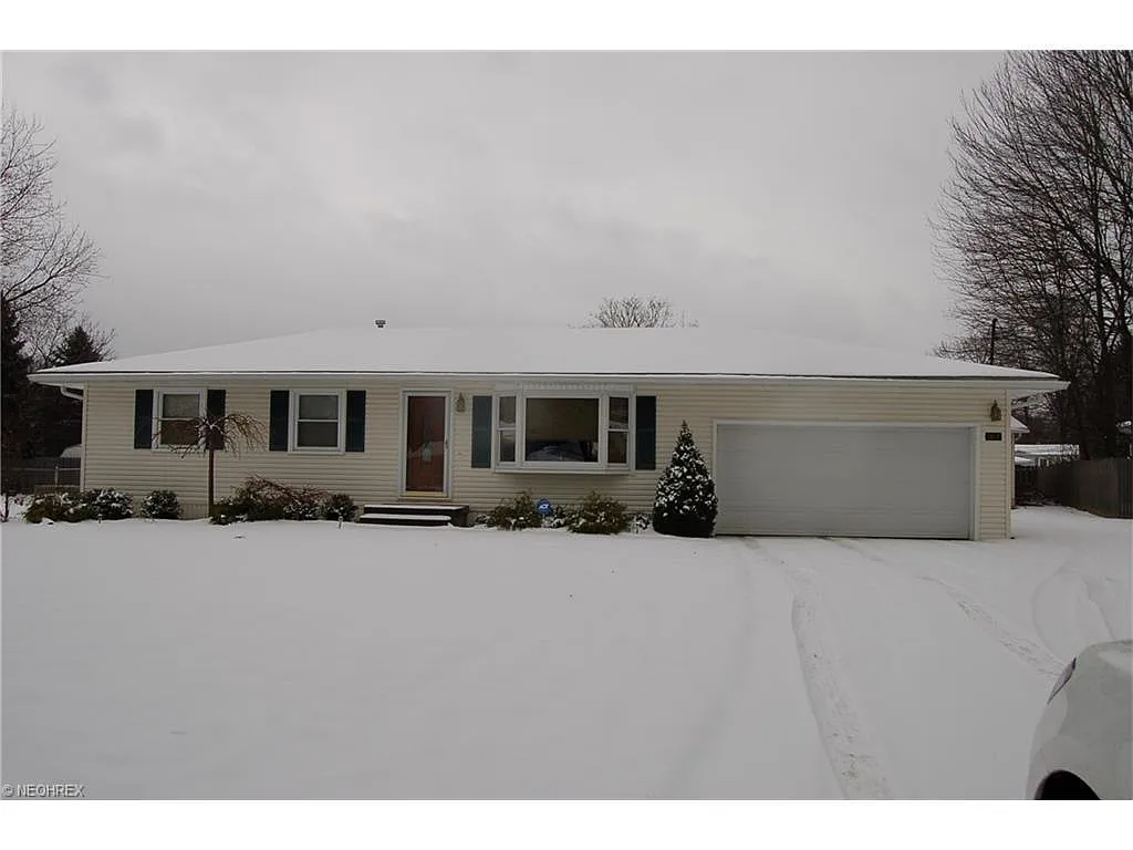 3617 Plumbrook Dr photo 1