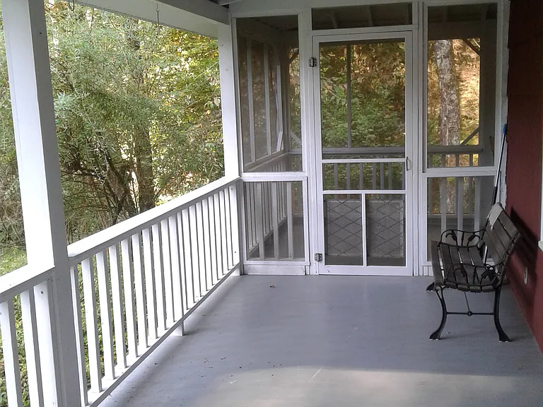 view of front porch to screened porch