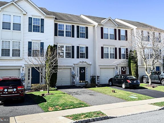 2nd image of 15 N Savanna Dr