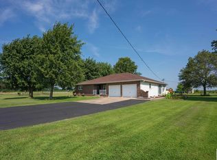 14337 52nd Hwy, Windsor, MO 65360