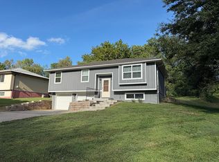 1120 Hickory St, Atchison, KS 66002