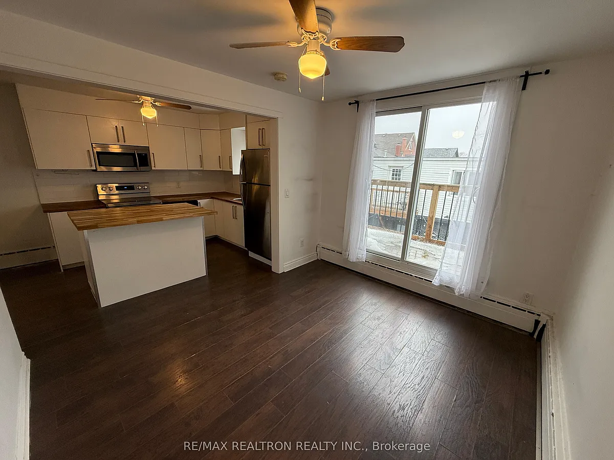 Building Photo - 331 Oakwood Ave #2