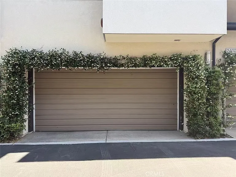 2400 Aperture Cir — Photo 5