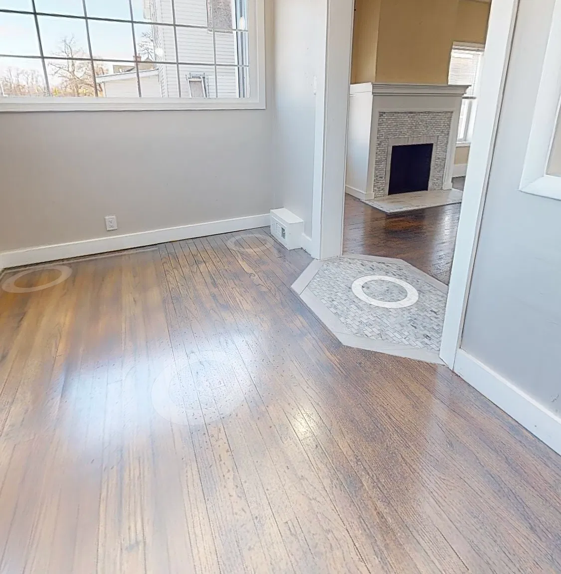 3 bed, 1100 sqft, $1,395 — Photo 2