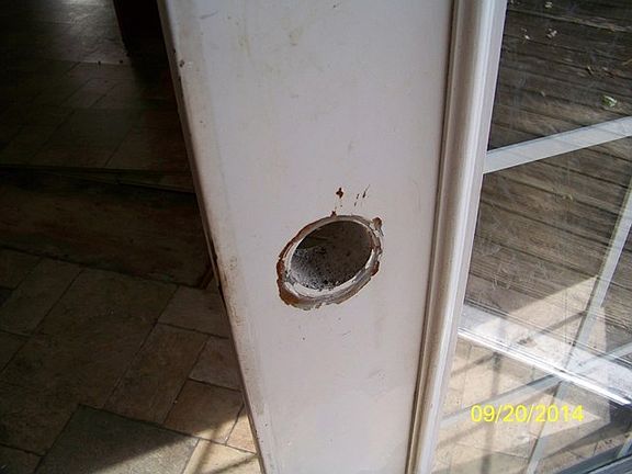 3rd image of 711 Circle Dr