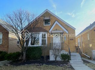 5049 N Newcastle Ave, Chicago, IL 60656