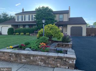 103 Drayton Cir, Lansdale, PA 19446