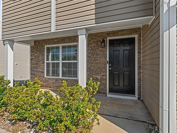 3rd image of 6777 Capstone Ct
