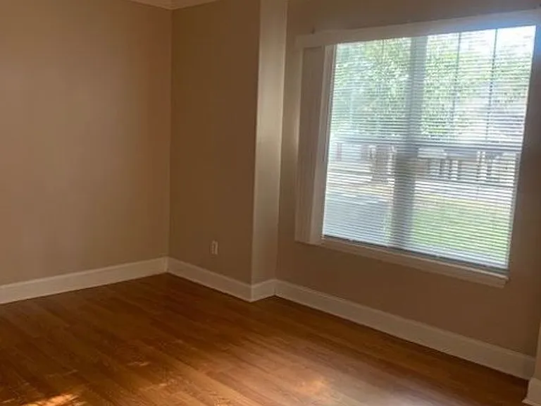 3800 Old Rosebud Ct #D — Photo 6