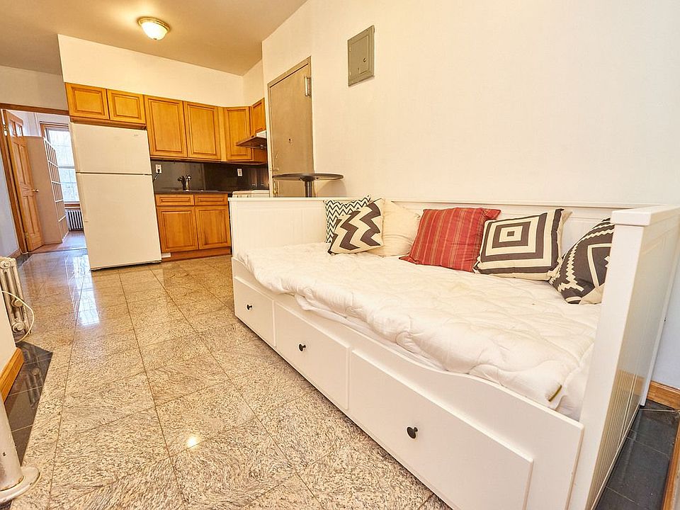 1st image of 70 Forsyth St APT 13