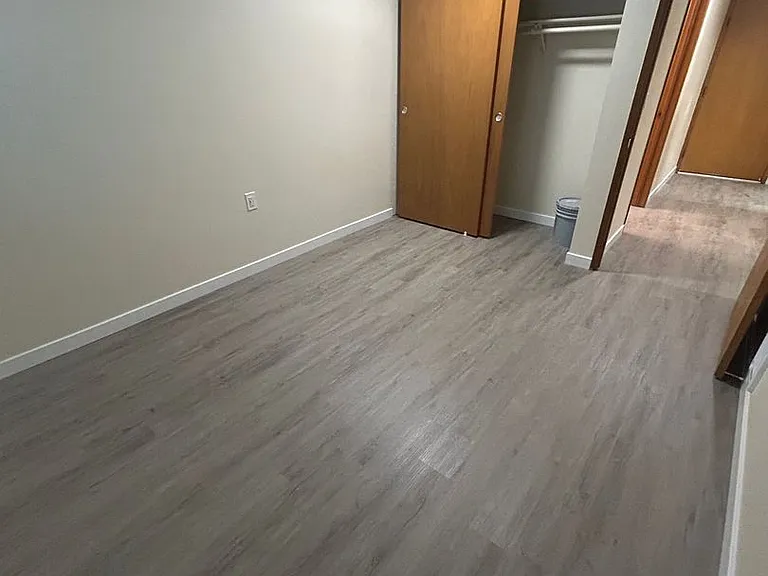 Twin Cedars Apartments — Photo 8