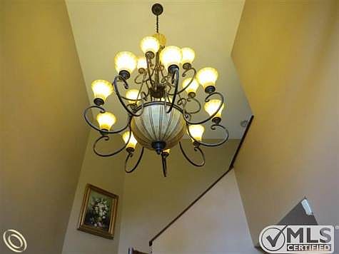 2 STORY FOYER