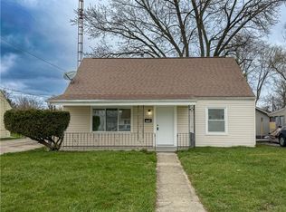 1630 S Sweetbriar Ln, Springfield, OH 45505