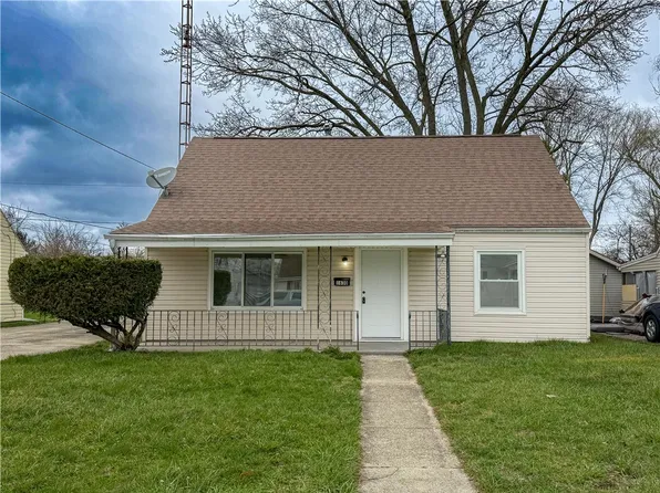 1630 S Sweetbriar Ln, Springfield, OH 45505