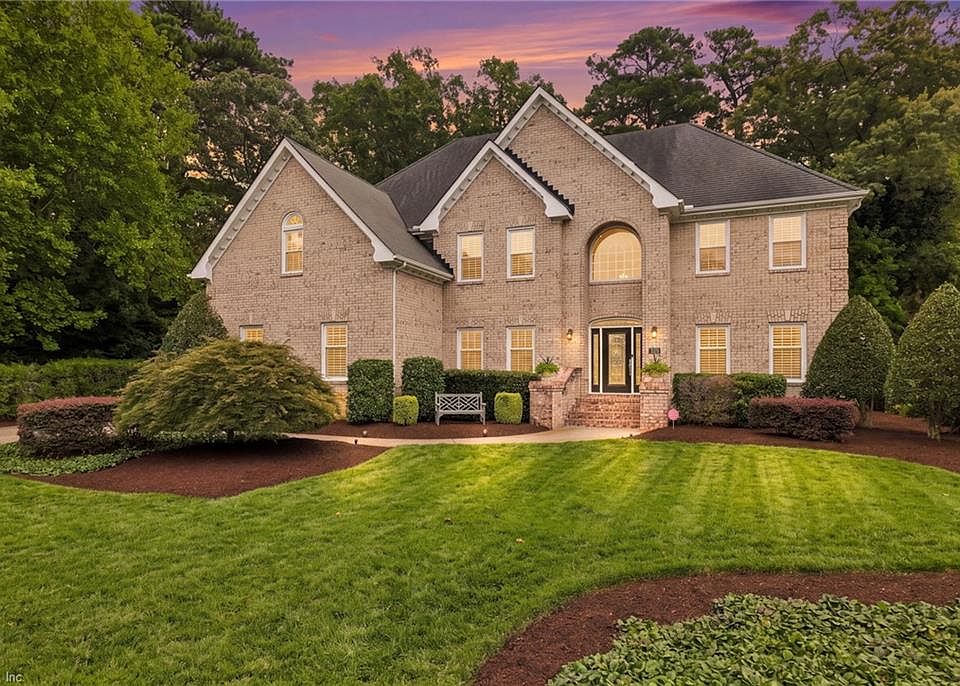 1st image of 1576 Godfrey Ln