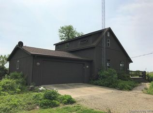 1427 Knox Highway 12, Dahinda, IL 61428