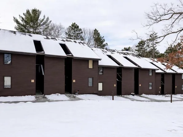 10 Cedar Trail, Wisconsin Dells, WI 53965