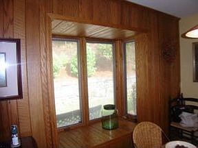 1st image of 189 Poplar Dr W