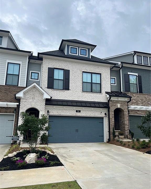 1st image of 1000 Harper Dr #21