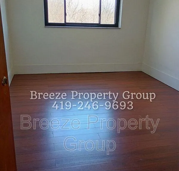 1919 Ottawa Dr #7 — Photo 8