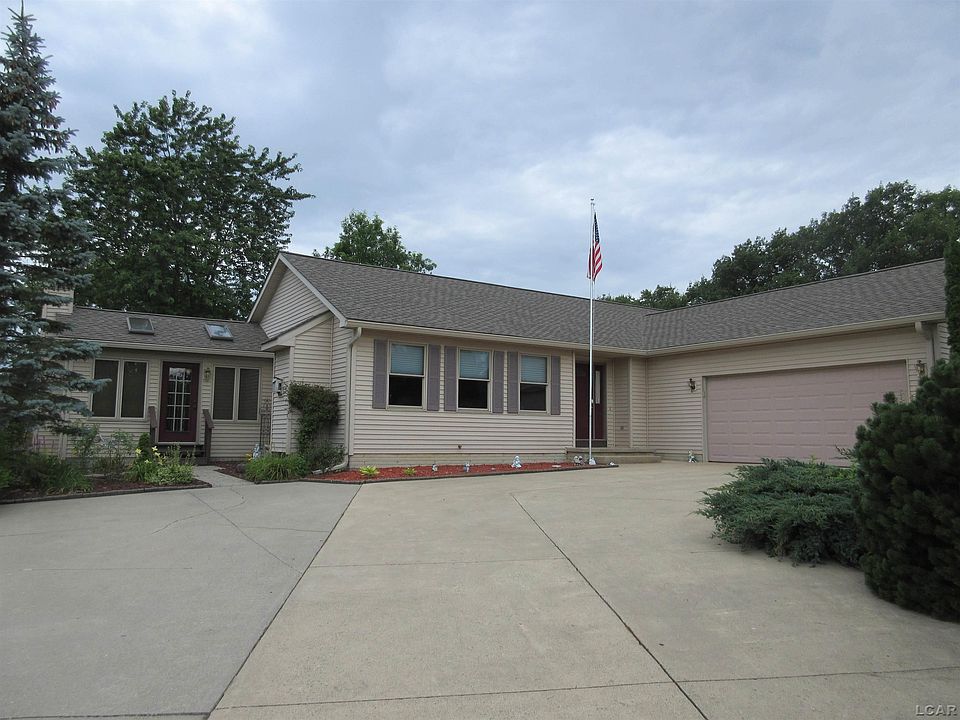 1303 Partridge Ct, Tecumseh, MI 49286 Zillow