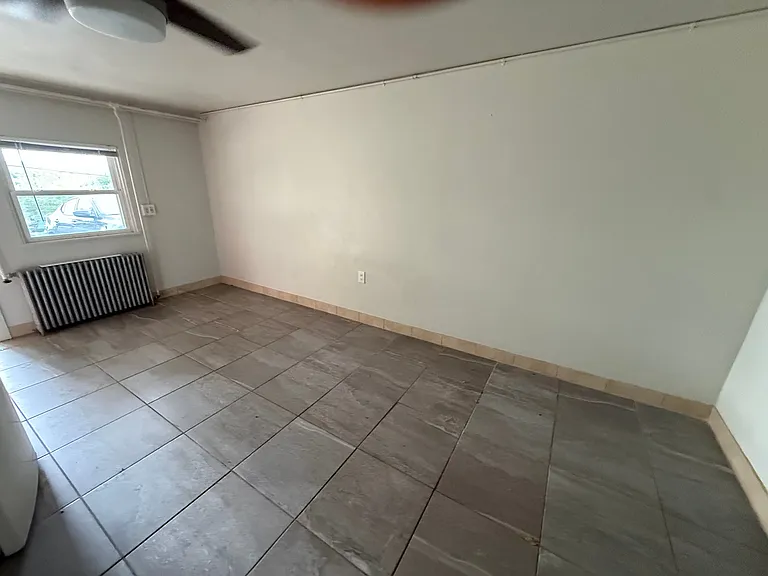 14001 Bedford Rd NE — Photo 4
