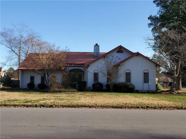 2496 Las Brisas Dr, Virginia Beach, VA 23456