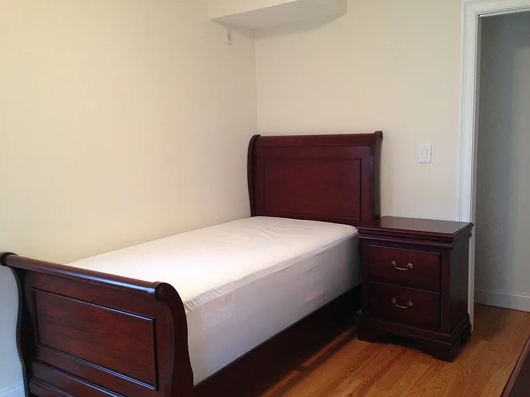 473 Concord Ave — Photo 3