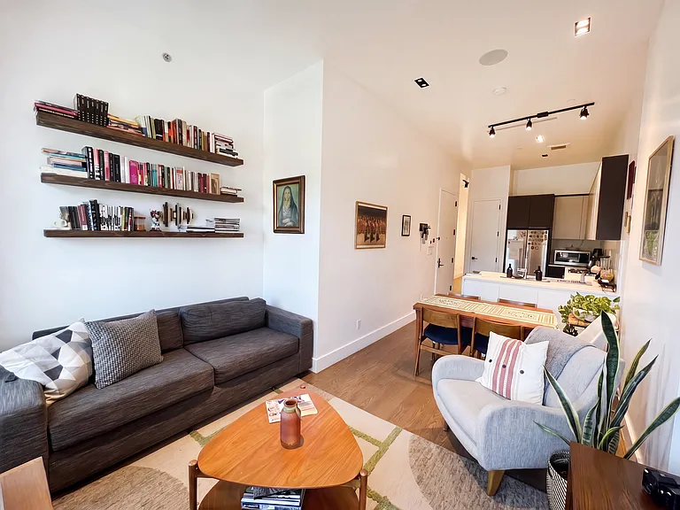 127 Putnam Ave #3A — Photo 4
