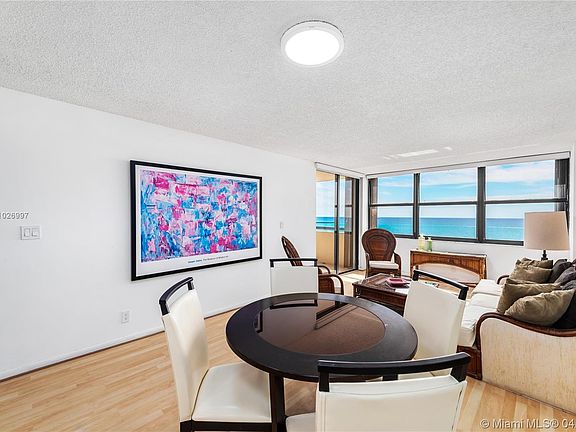 5th image of 2555 Collins Ave APT 1203