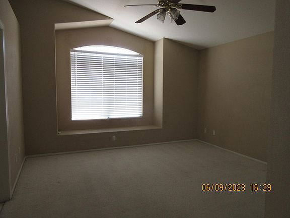 5th image of 8483 Willow Mist Dr