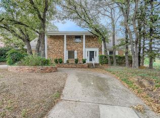 2600 Pin Oak Ln, Arlington, TX 76012