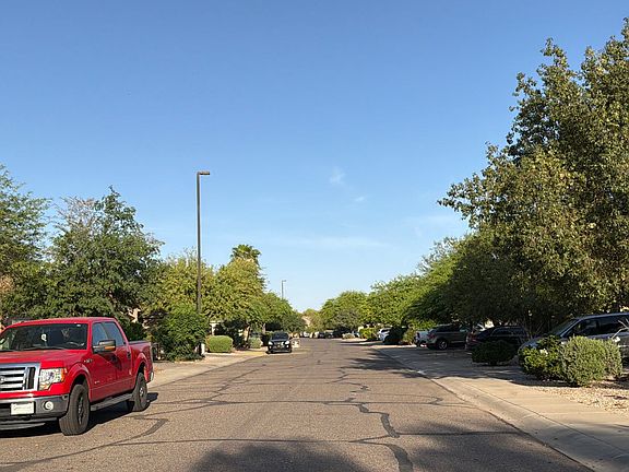 4th image of 2672 W Silver Creek Ln