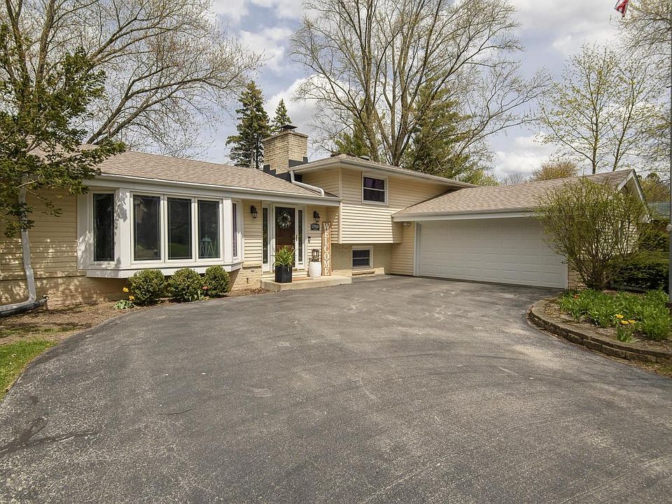 1st image of 17900 Continental DRIVE