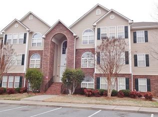 112 Mill Pond Dr, Winston Salem, NC 27106