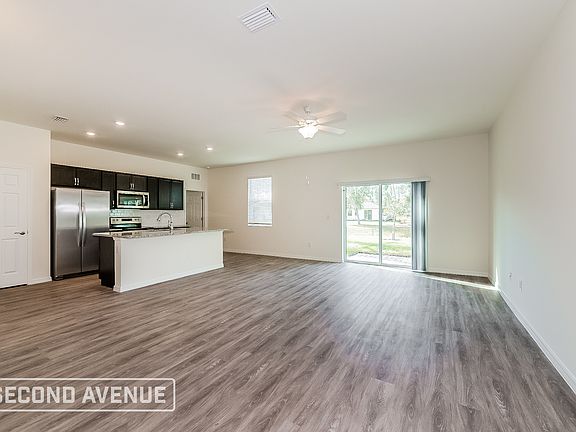 4th image of 4297 Longwell Ln
