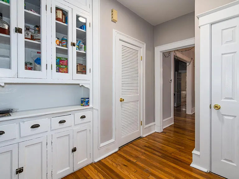 723 Westgate Ave — Photo 10