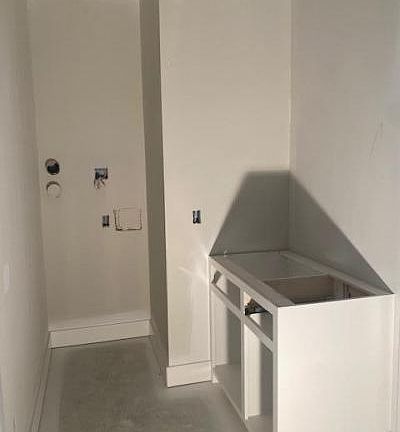 5th image of 413 Last Quarter Dr