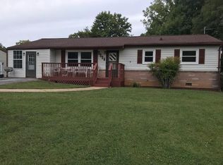 2008 Indian Ridge Rd, Johnson City, TN 37604