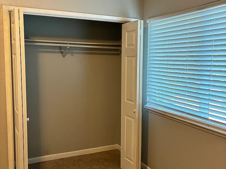 1715 W North Bear Creek Dr #A — Photo 37