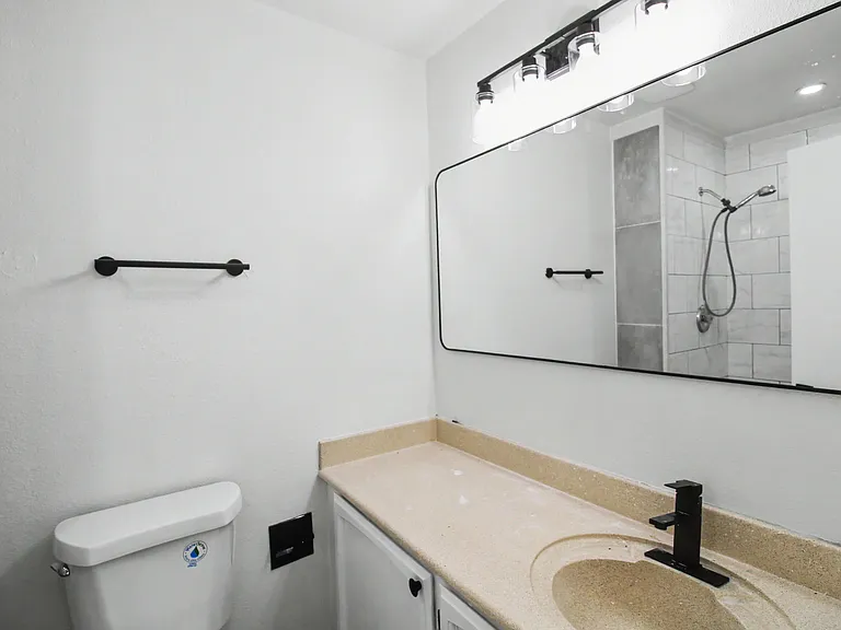 6325 Christy Ave NE — Photo 22