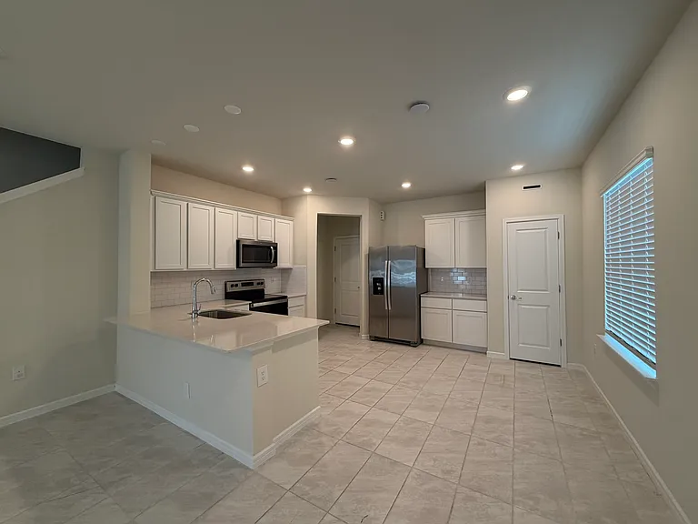 2803 Stunning Ave — Photo 4