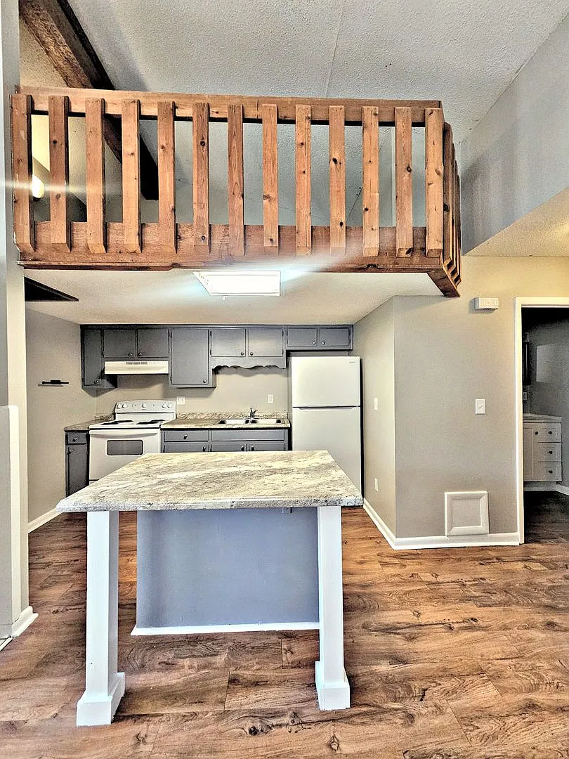 Apartment 1br/1ba — Photo 2